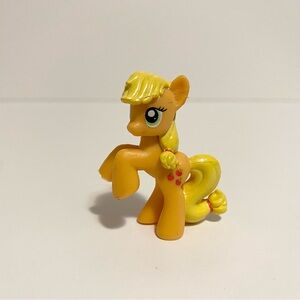 4/$20 My Little Pony MLP Friendship Magic Blind Bag Apple
Jack Mini Figure 🛑